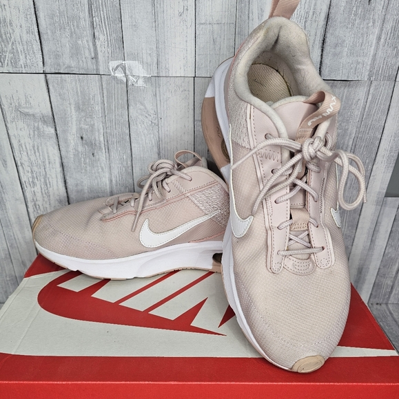 Nike Air Max INTRLNK Lite Women's 9 - Picture 1 of 9